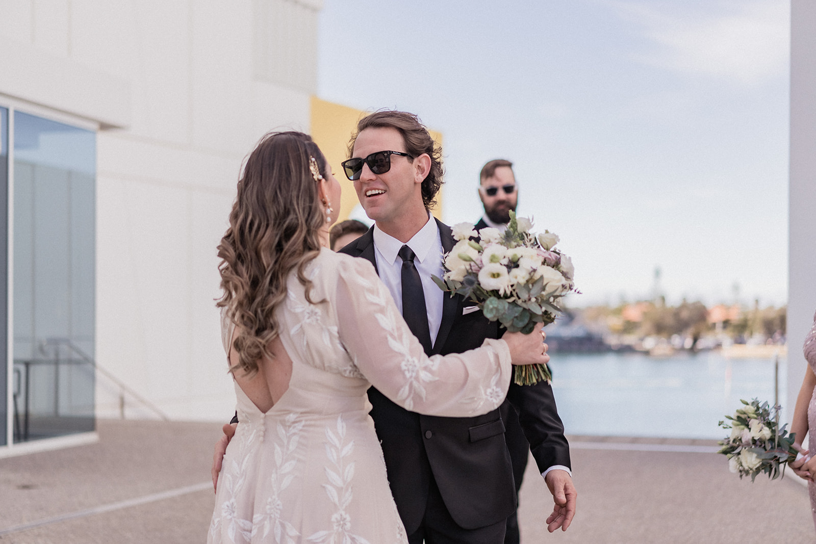 Congratulations to Mr and Mrs Berk on their recent wedding @ The Sebel  Mandurah. A soft champagne gold colour palette with white looked simple and  elegant for their room decor and cake., image size:1600x1067