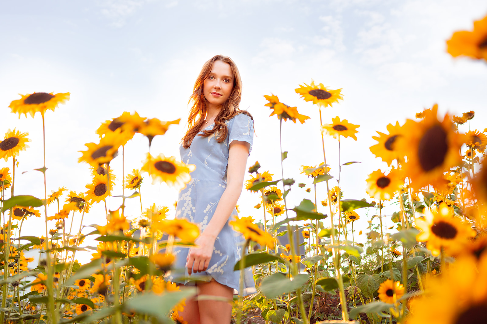 Seattle Summer Senior Photoshoot at Scattered Seeds Flower Farm -  beckfullerphoto.com