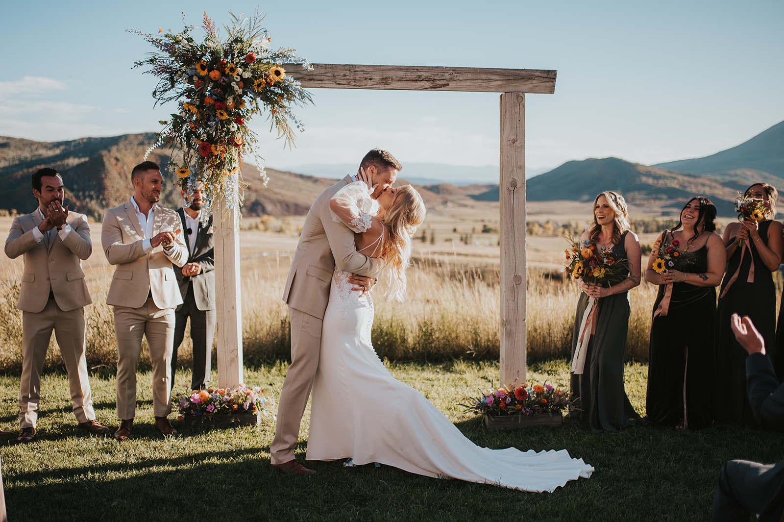 Dreamy Fall Wedding in Steamboat Springs — Jenny Smiley Photography, image size:1600x1065