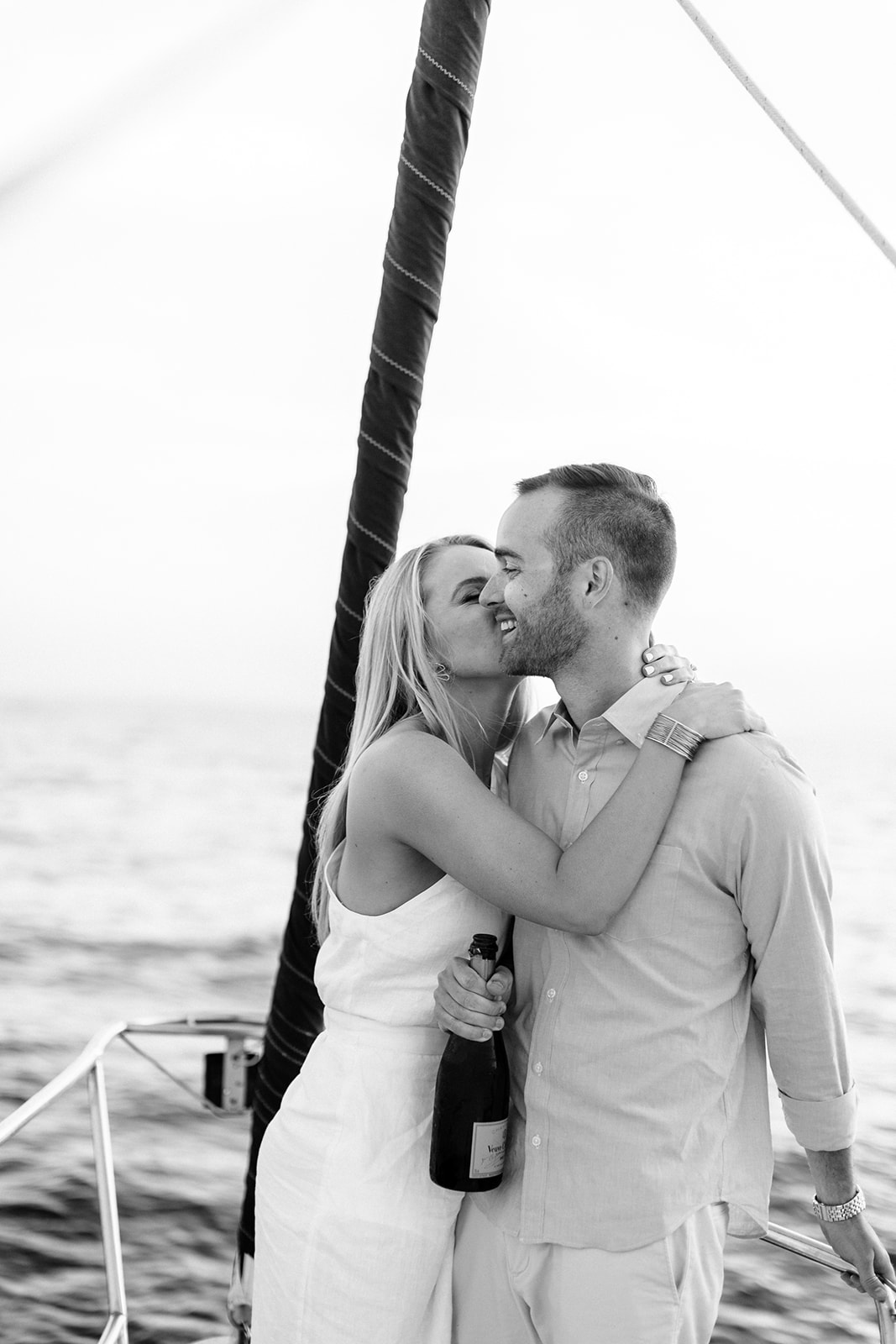 Sunset Sailing Engagement Session in Santa Barbara — Lauren Newman  Photography, image size:1067x1600
